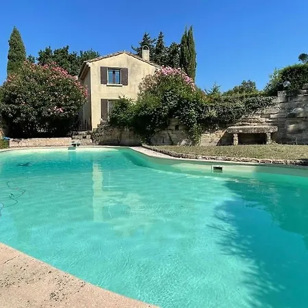 Ancien Moulin Restaurer Avec Piscine Roquemaure (Gard)